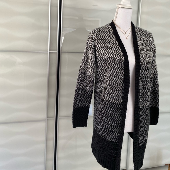 2/$30 DKNY tri-color knit cardigan 🔥 - Picture 3 of 6
